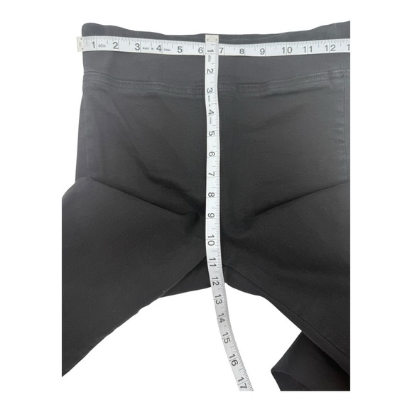 Frame Pull On The Jetset Skinny Crop
in Sheen Noir NWOT - Picture 4 of 10